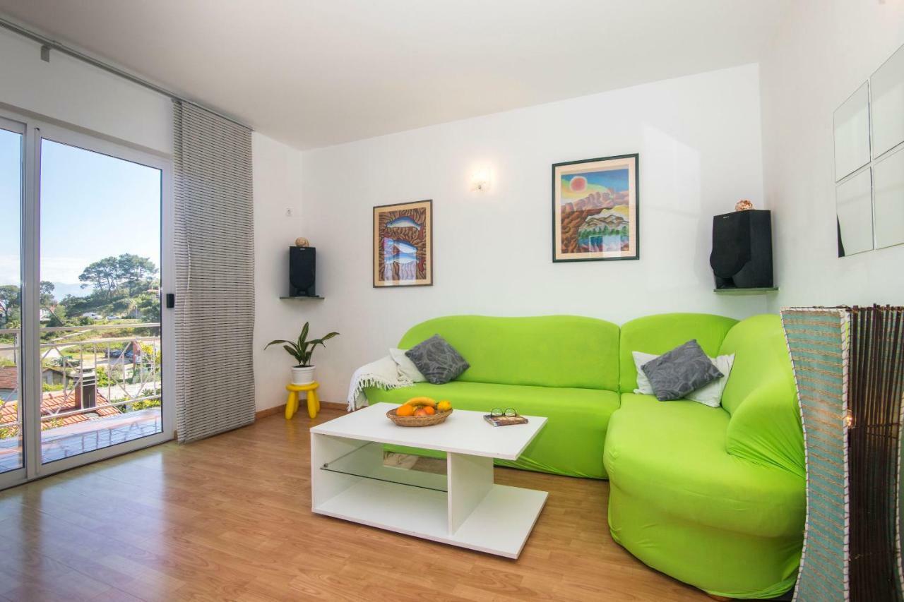Apartments Palma Jelsa  Buitenkant foto